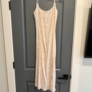 Aritzia/Wilfred Free Affogato Floral Dress, Size 8